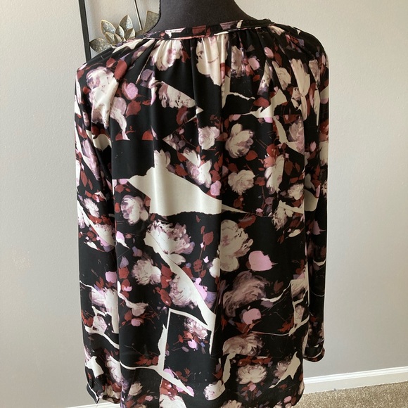 Vera Wang blouse - Picture 2 of 5